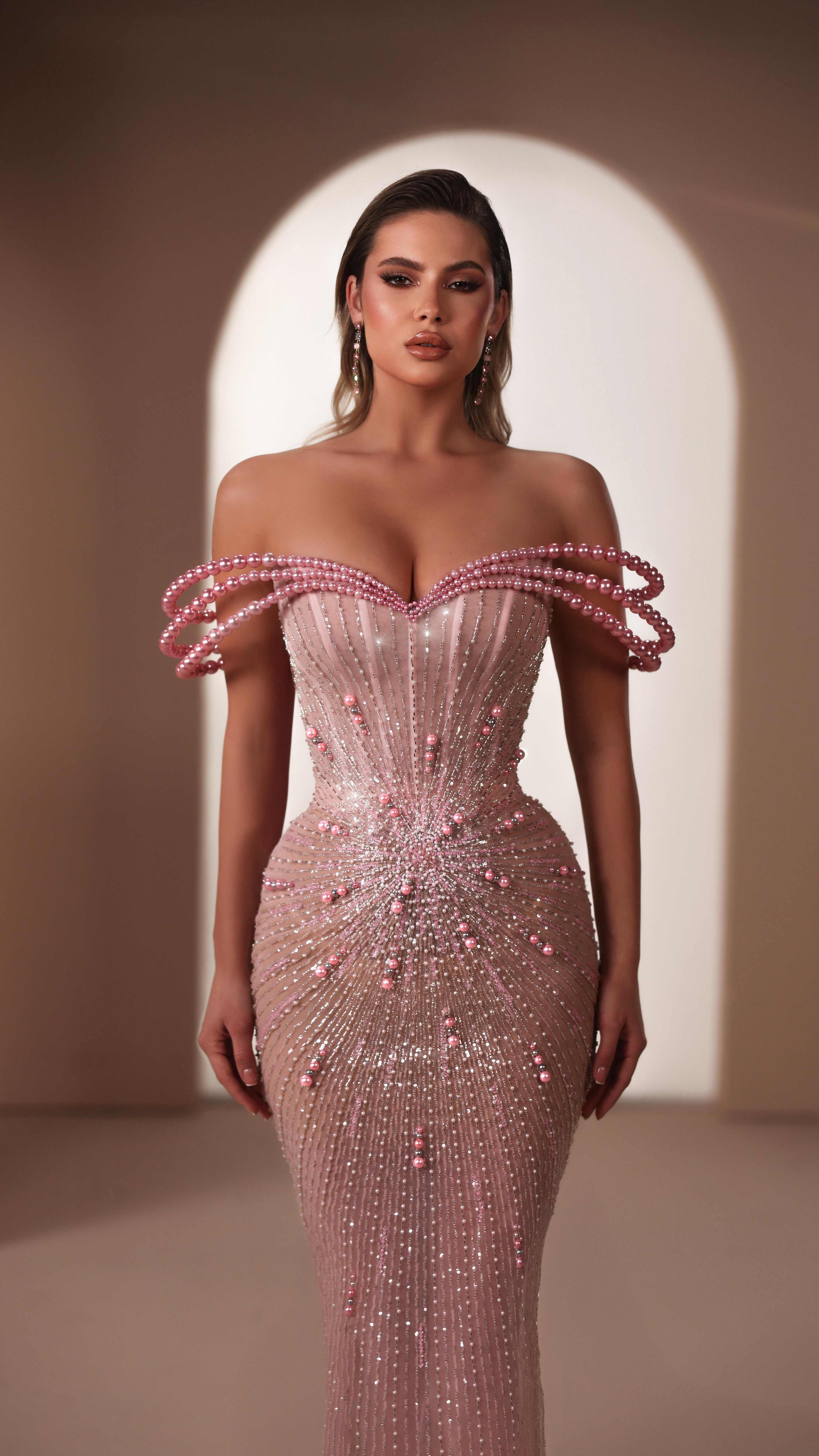 Luxury Evening Dresses For Women Sweetheart Neck Off Shoulder Gown Sequins Beaded Sweep Train Dress Party Customized Dress