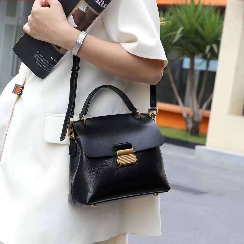 Designer Bag Vintage Cow Leather Women Handbags Quality Messenger Satchels Fashion Commuter Shoulder Crossbody Solid Color