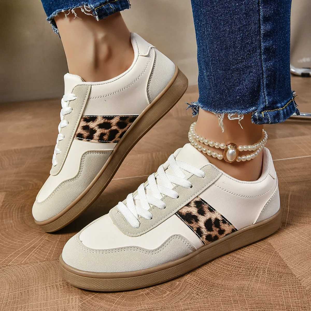 Women Sneakers 2024 New Fashion Luxury Designer Shoes for Women Brand Classical Outdoor Sneakers Casual Women Shoes XJ250529