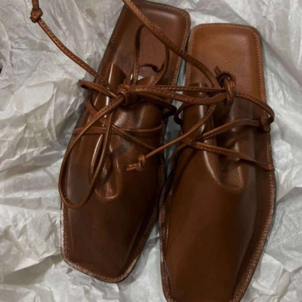 Genuine Leather Niche Square Closed Toe Half Slippers for Women Outdoor 2025 Spring Summer Fashion Lace-up Flat Sandals