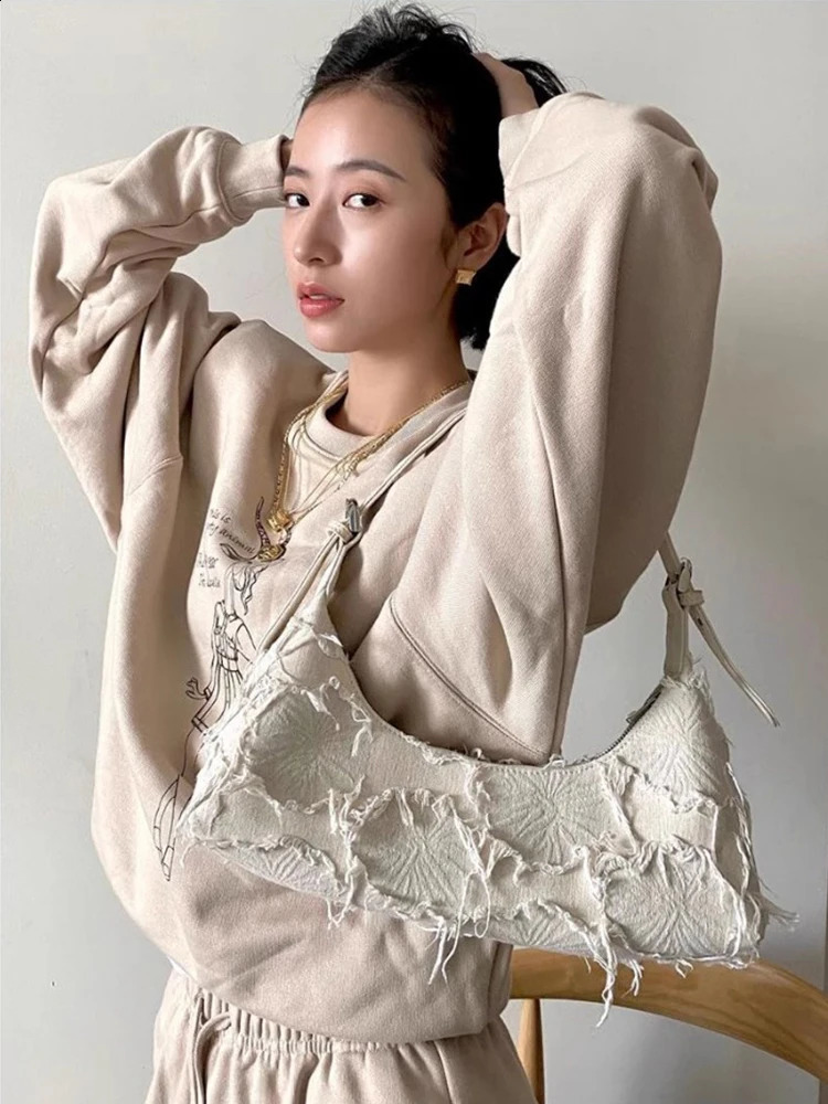 Celebrity Same Style Bag Ins Blogger Baguette Stitching Canvas Patch Tassel Retro Single Shoulder Armpit for Women 250528