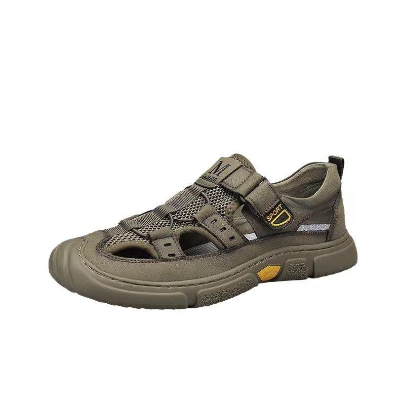 Sandals for men in summer 2025 versatile casual non slip hole shoes sports beach outdoor water wading toe cap cool mop