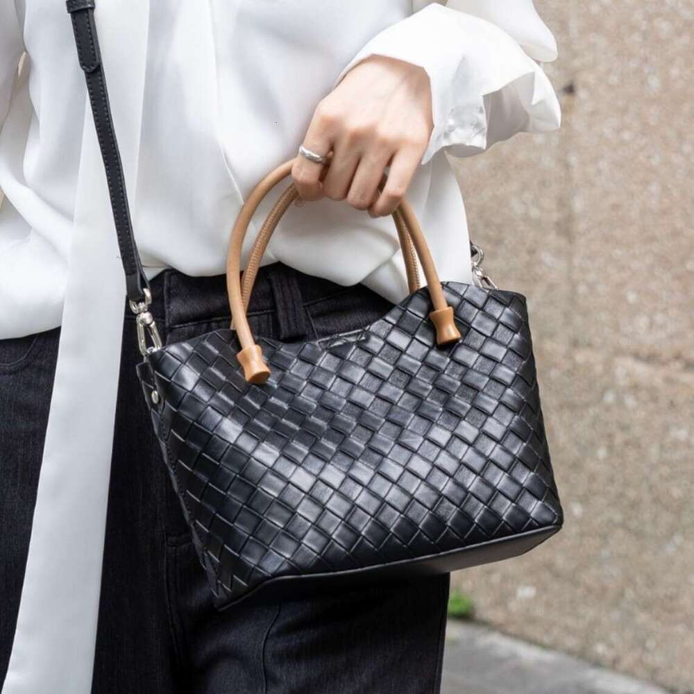 Tote Bag Handbag Spring Summer New Women S Fashion Woven Large Capacity Simple Cowhide Single Shoulder Handheld Genuine Leather Bag Shoulder Bag Braid
