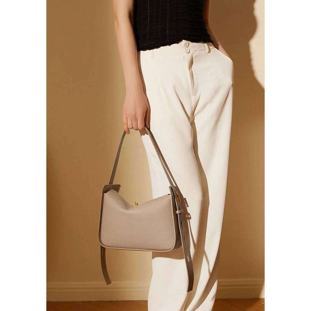 2025 Fashion Design Underarm Genuine Cow Leather Ladies New Tote Adjustable Long Handle Handbag Crossbody Bag