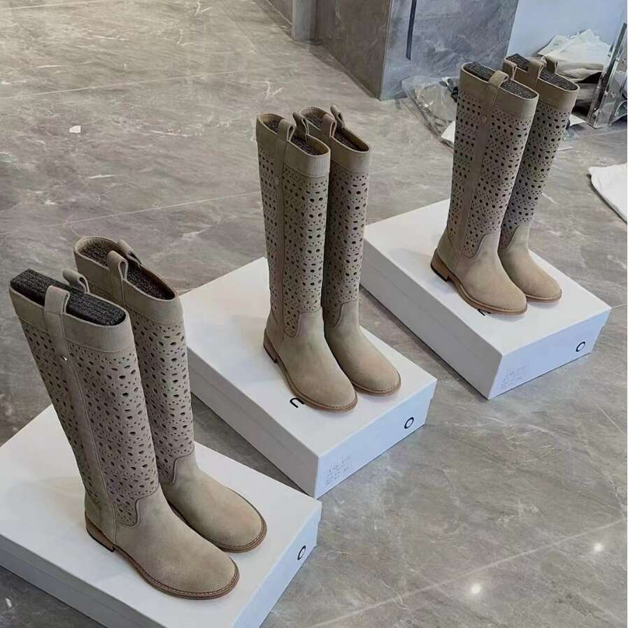 Genuine Leather European Niche Laser Cut Hollow Long for Women 2024 New Mid-High Tube Round Toe Hole Riding Boots