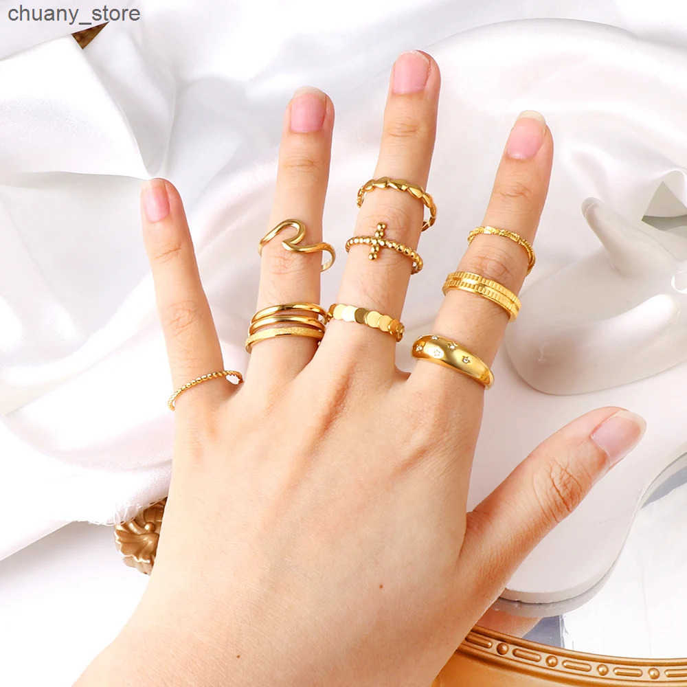LUXUSTEEL Chunky Stainless Steel Stars Crystal Rings for Women Girls Gold Plated Vintage CZ Zircon Finger Ring Retro Jewelry z250529HEUD