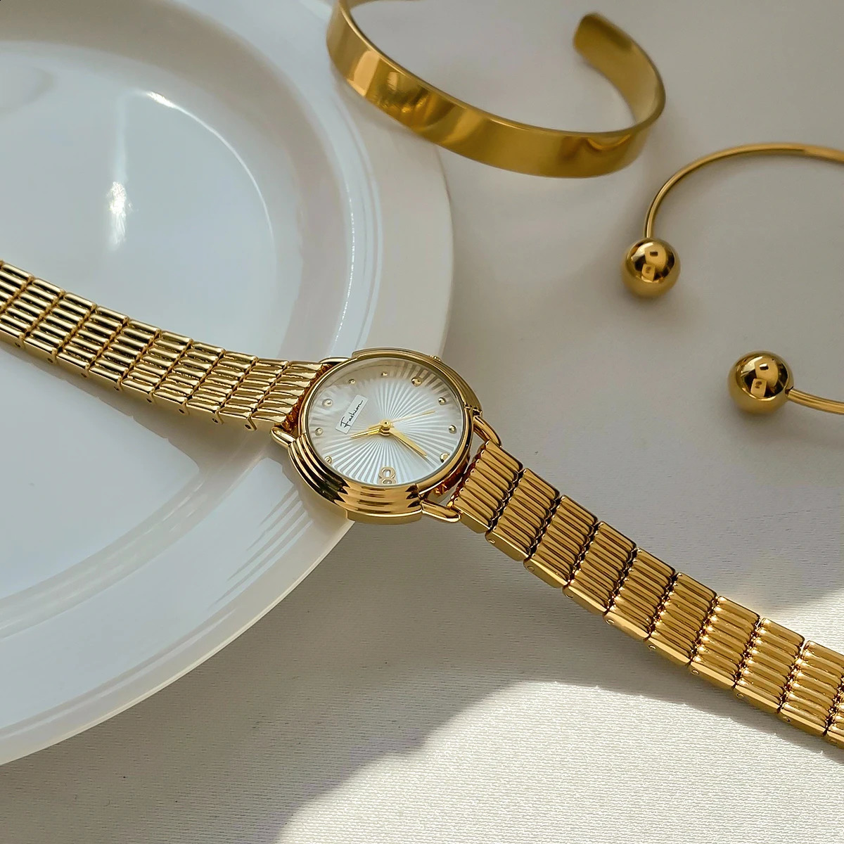 Uworld 18K Premium Gold Color Plated Stainless Steel Quartz Mechanism Watch Trendy Statement Texture Wrist Jewelry Gala Gif 250520