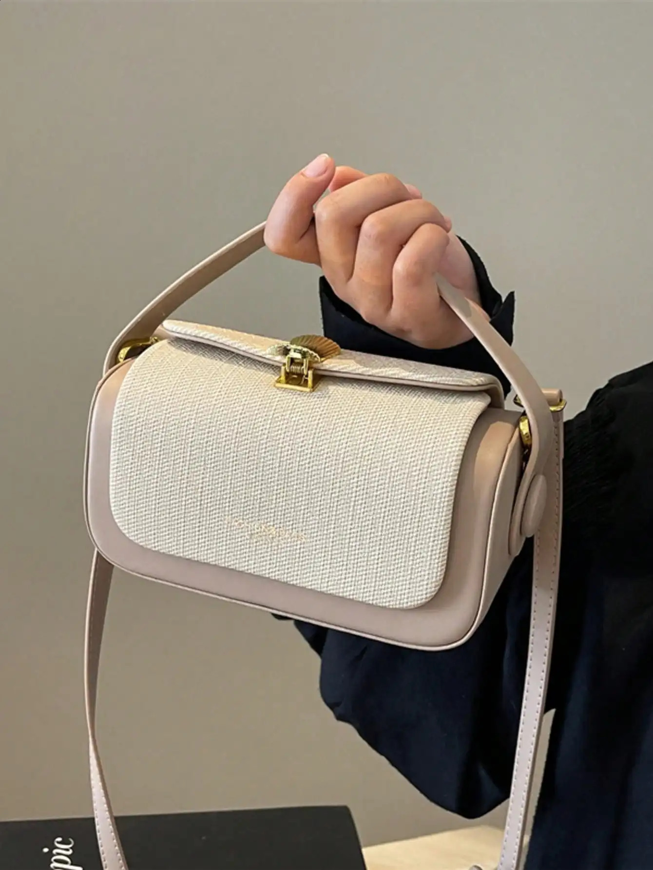 Womens Fashion Oblique Sling Square Box Shape Bag Elegant Minimalist Large Capacity Hand Carry 250528