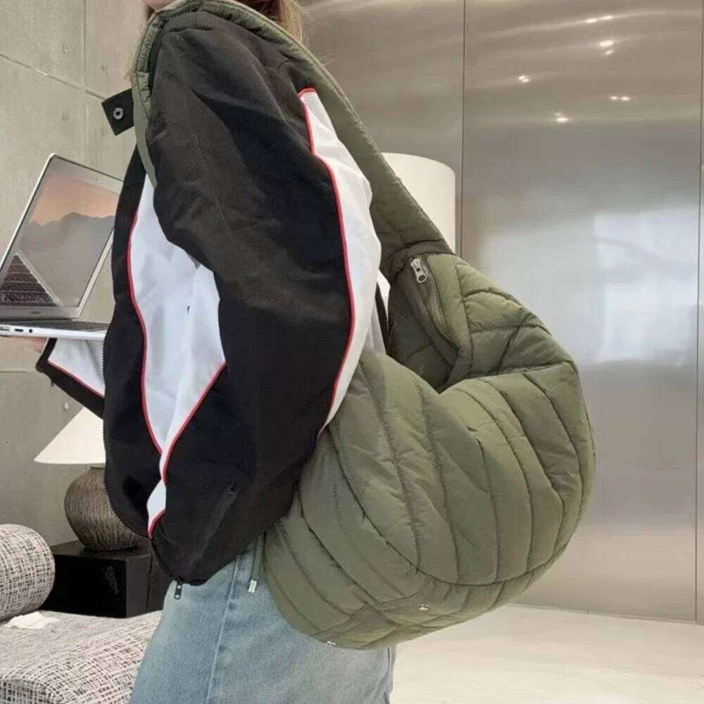 Women's Bags Designer Nylon Quilted Shoulder Bag Large Capacity Cotton Crossbody Bags For Women Down Space Shopper Purses Half Moon Hobos Tote