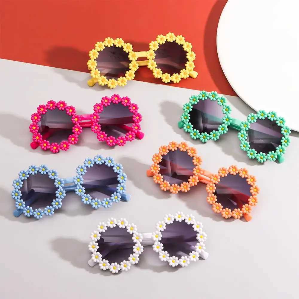 Flower Shaped Sunglasses Round Frame Eyewear Cute Daisy Sun Glasses for Girls Children Summer Beach Birthday Outdoor Party XJ250528