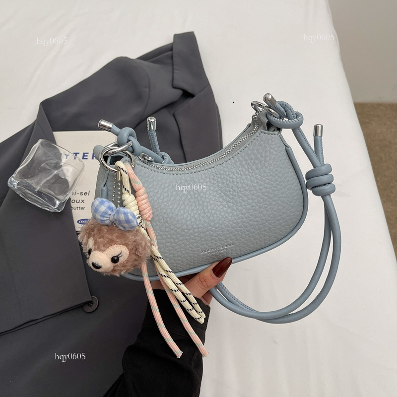 Top quality Brand High Quality New Style Free Delivery Designer Bag for Women 2025 Summer Versatile Light Luxury Underarm High-end French Niche Design