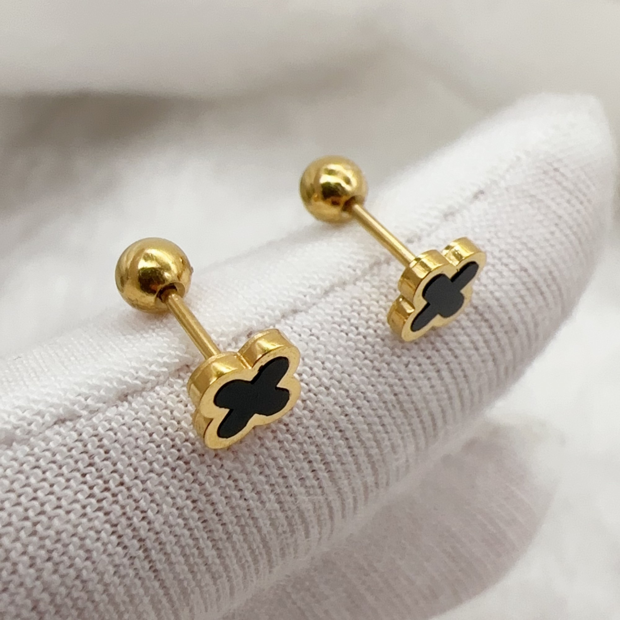 Gold Plated Luxury Designer Earrings Studs Small Size Flower Stamp Titanium Steel Fashion Earrings For Women