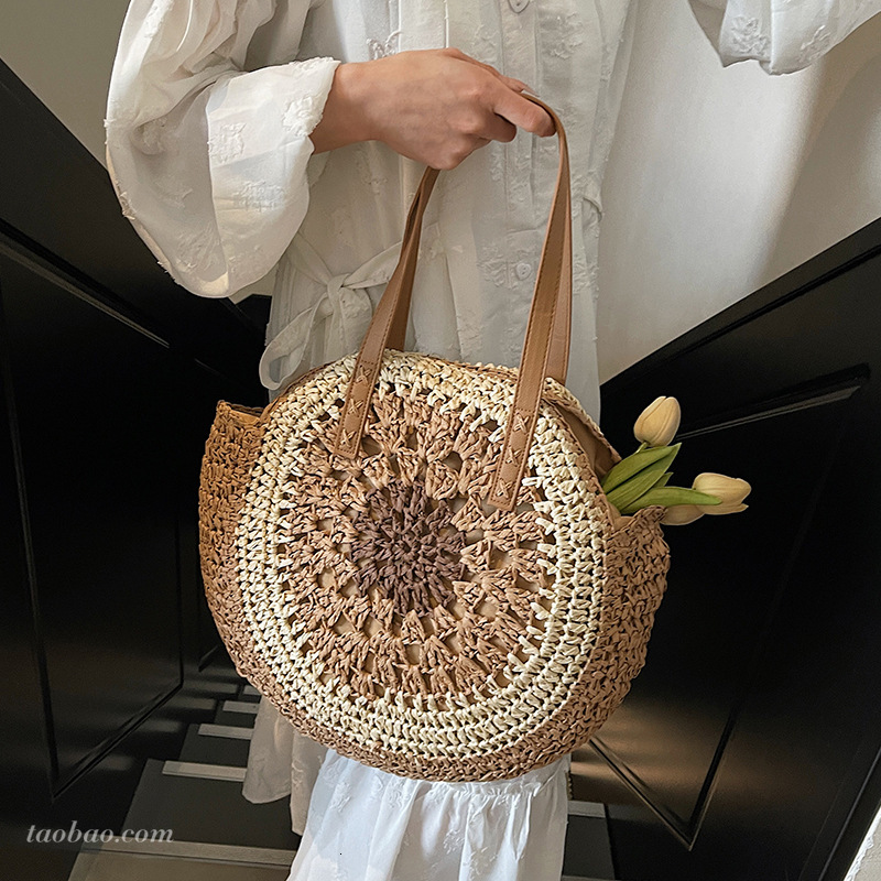 designer bag Fashion round straw woven large capacity for women 2025 new vacation beach shoulder tote bag