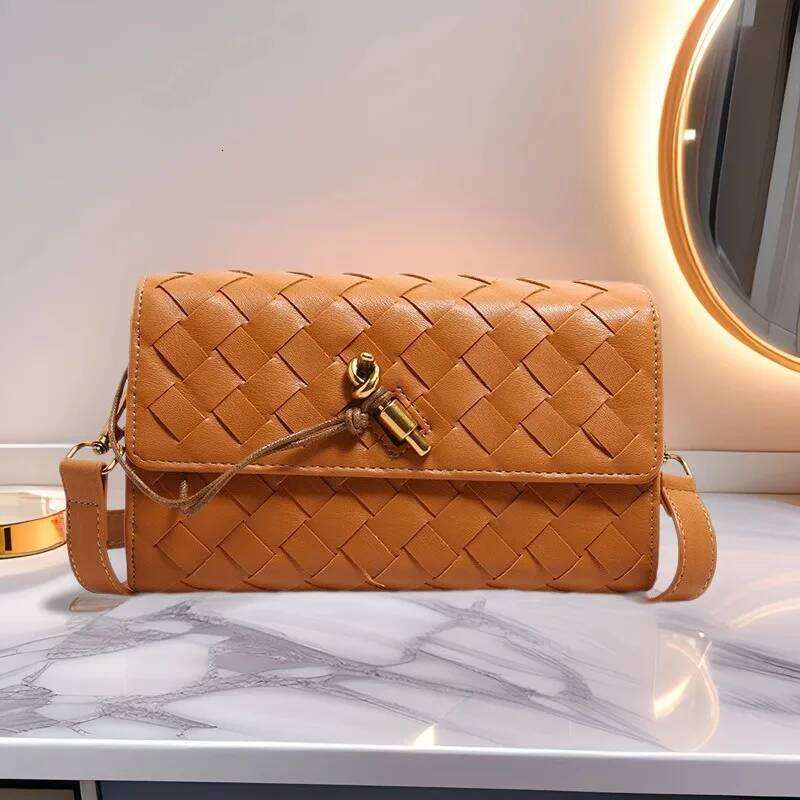 2025 New Model Hand Woven Interlock Small Square Bag, Stylish Simple Women's Single Shoulder Crossbody Bag