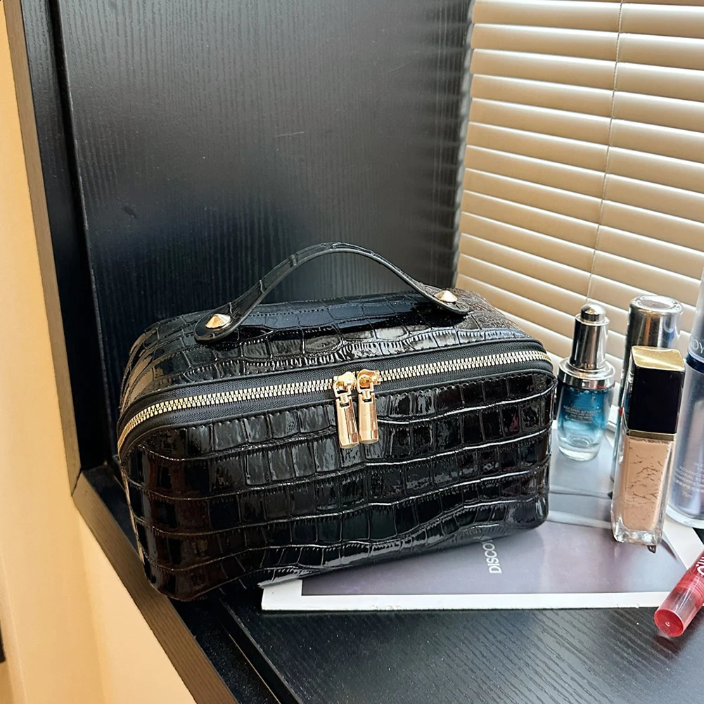 PU Leather Makeup Bag Simple Cosmetic MultiCompartment Travel Toiletry Organizer Women Cosmetics Handbag 250528