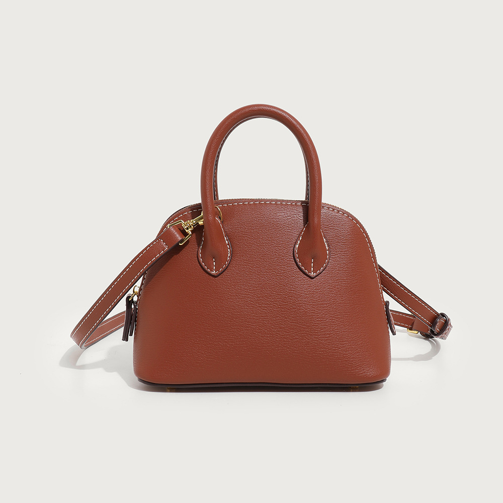 2025 Crossbody Designer Fall and Winter New Shell Bag Handbags Large Capacity Shopping Tote Real Leather Top Handle Bag