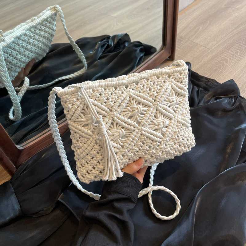 Fashion Rope Woven Clutch Bag for Women Casual Hollow Out Tassel Crossbody Purses Handmade Summer Beach Bags XJ2520528