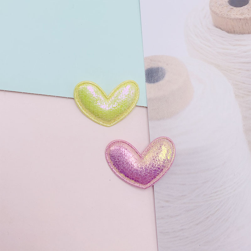 100Pcs 2.8x2CM Padded PU Leather Heart Patches Appliques for Clothes Hat Sewing Supplies DIY Headwear Hair Bow Decor