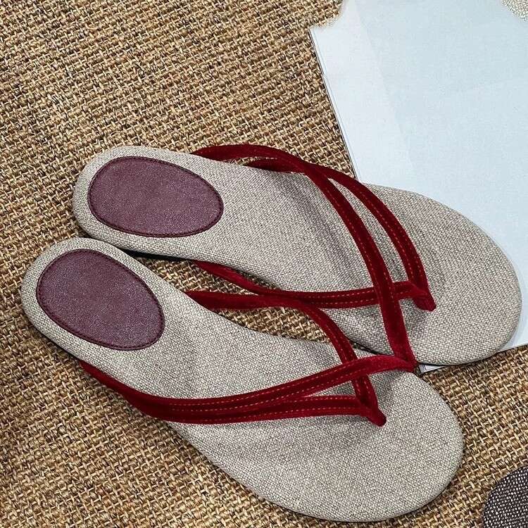 Cowhide Version ~ Korean Style Niche Beach Vacation Flat Toe Clip-On for Women Outdoor Wear 2025 Summer Sandals