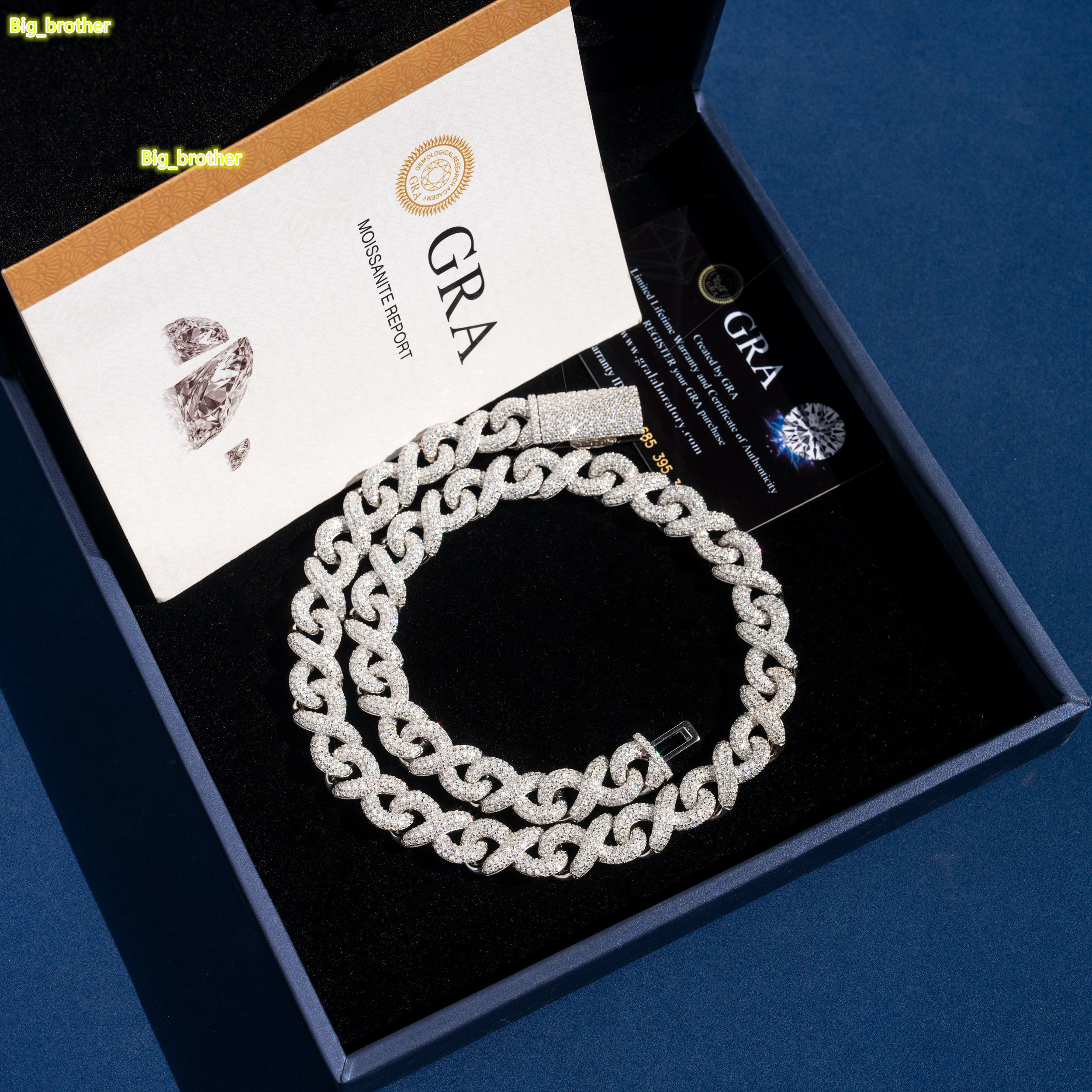 New Design 13mm Luxury Fire Jewelry Pass Diamond Tester 925 Silver Iced Out Hip Hop VVS1 Moissanite Diamond Cuban Link Chain
