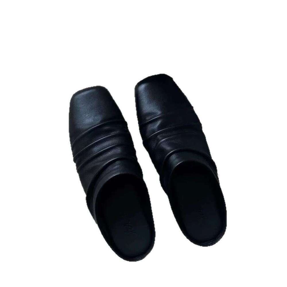 Genuine Niche Wrinkled Feel Closed-Toe Half Slippers for Women 2025 Spring Summer Square Toe Flat Mules Small Leather Single Shoes