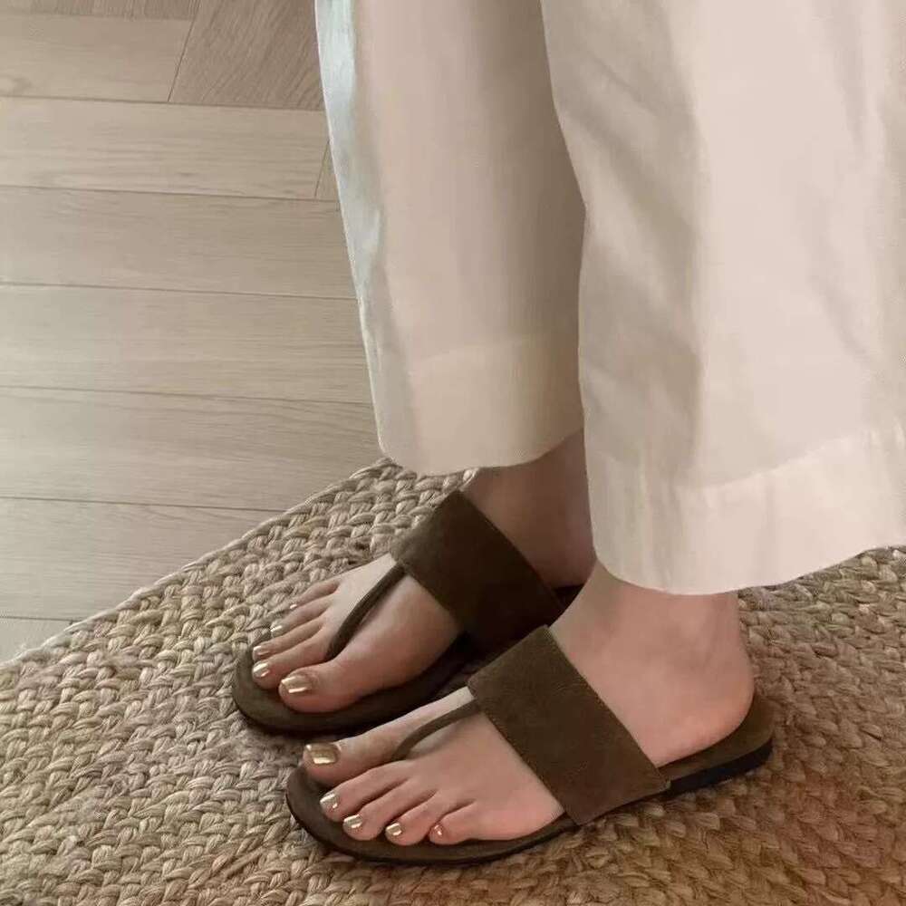 Sheepskin Version ~ Korean Style Suede Toe-Post Flat Sandals for Women Outdoor Wear 2025 Summer New Fashionable Slippers
