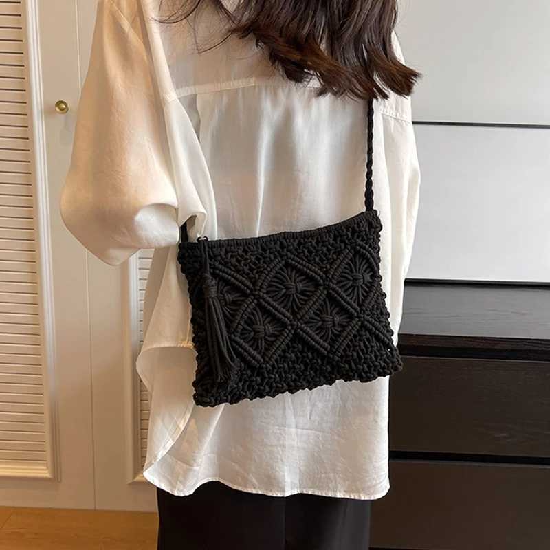 Fashion Rope Woven Clutch Bag for Women Casual Hollow Out Tassel Crossbody Purses Handmade Summer Beach Bags XJ2520528