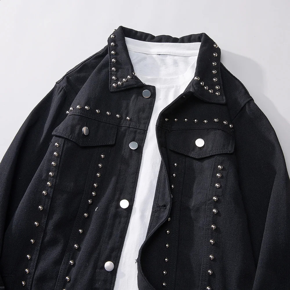 Men Rivet Denim Jacket Loose Black Cotton Jean Coat Punk Long Sleeve Outerwear 250516Z