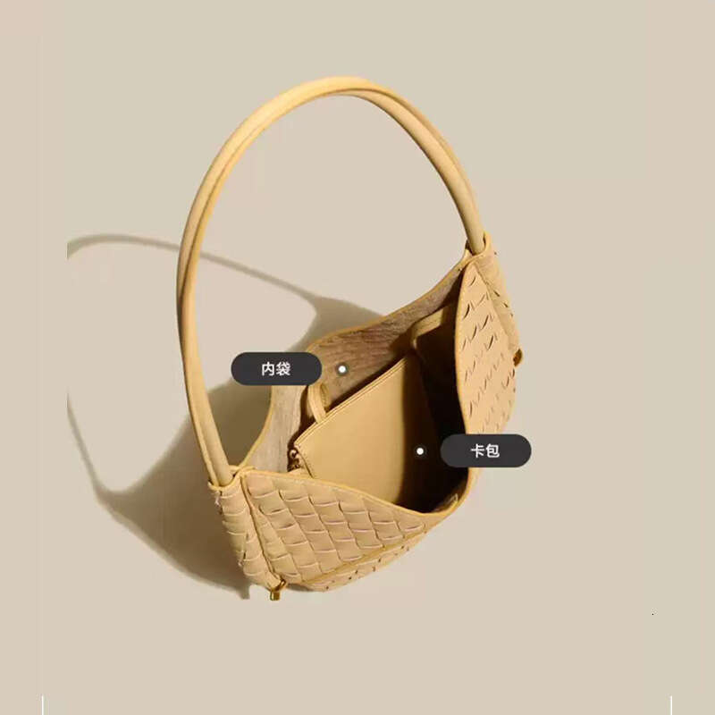 Tote Bag Niche Tote New Cowhide Woven Large And Small Underarm High End Casual Fashion Bucket Bag For Women Shoulder Bag Braided Handbag