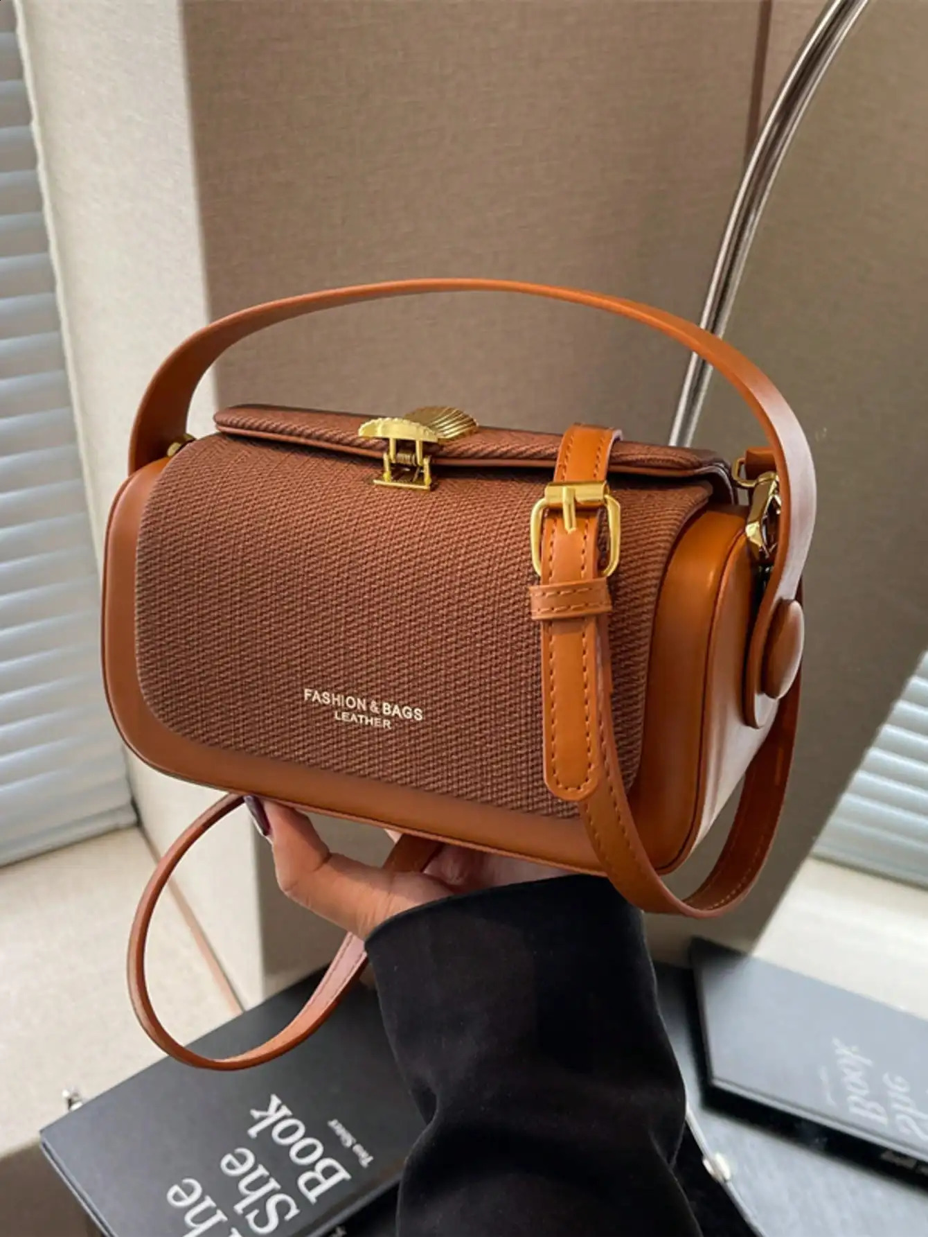 Womens Fashion Oblique Sling Square Box Shape Bag Elegant Minimalist Large Capacity Hand Carry 250528