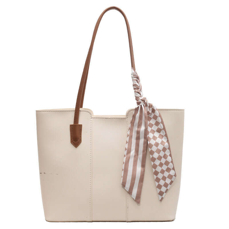 Minimalist Commuter Large Capacity Tote New Niche Stylish Trendy Versatile Shoulder Underarm Bag For Women B5
