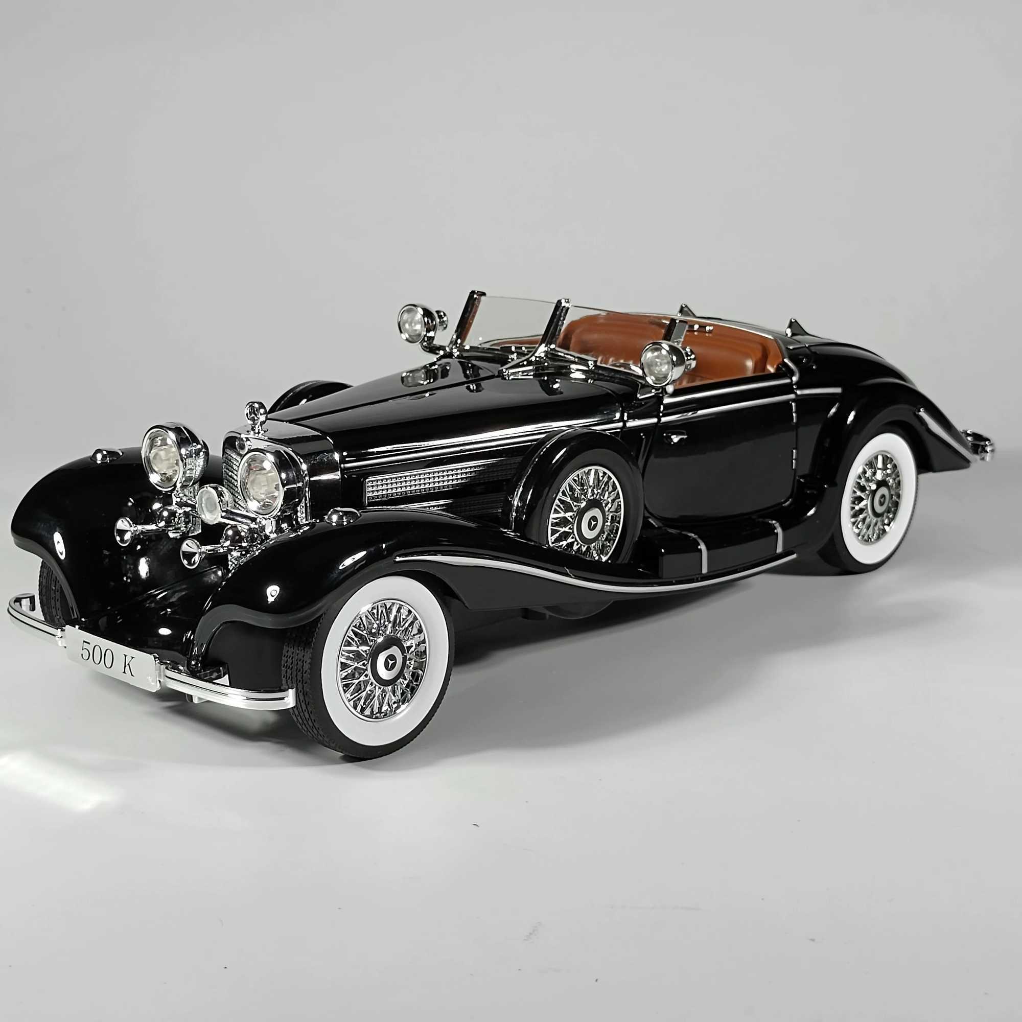 1 18 1936 500K Classic Car Alloy Diecast Metal Model Simulation Sound and Light Toy Large Vehicle Ornament Toys Gift for Boys R250528