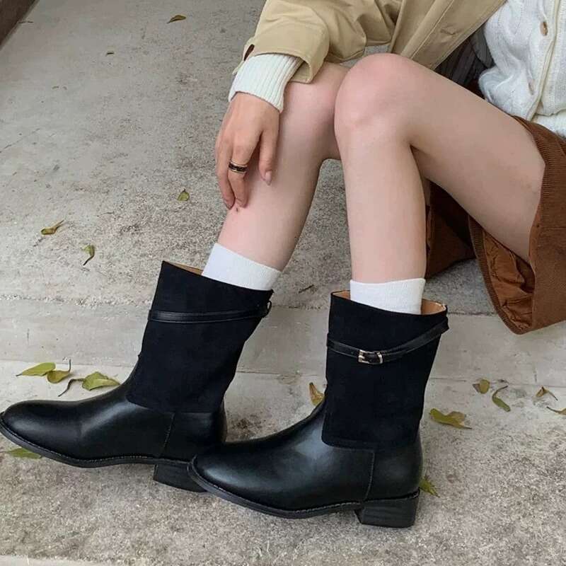 Korean Style White Short for Women 2024 New Autumn Winter Wide Tube Round Toe Chunky Heel Western Cowboy Belt Buckle Martin Boots