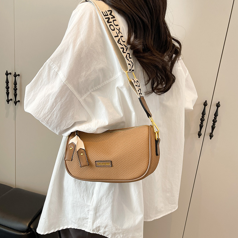 Small niche large capacity women s handbag cross border fashion simple shoulder bag designer casual fashion fashion women s crossbody bag