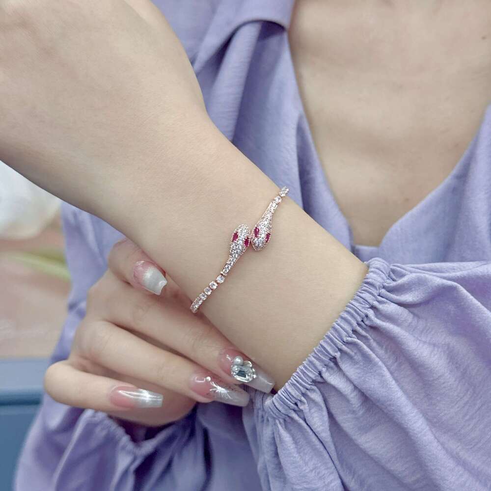 Snake-Shaped with Micro-Paved Zircon, High-End Exquisite Adjustable Pull-Out Temperament Jewelry, Zodiac Year Bracelet