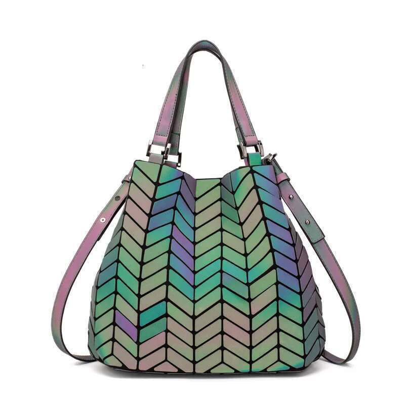 Hot Selling Luminous Reflective Bag Geometric Tote Shoulder Bags For Women Plain Folding Handbags Sac A Main Female Bolsas Designer Bags