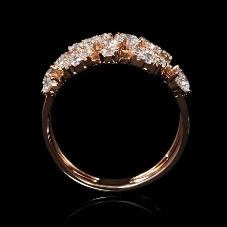 Elegant Ladies Rose Gold Diamond Rings with Stylish Design IGI Certified Diamonds
