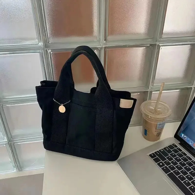 Multipocket womens canvas tote bag solid color ner ladies casual commuting handbag large capacity coffee camping picnic bag 250528