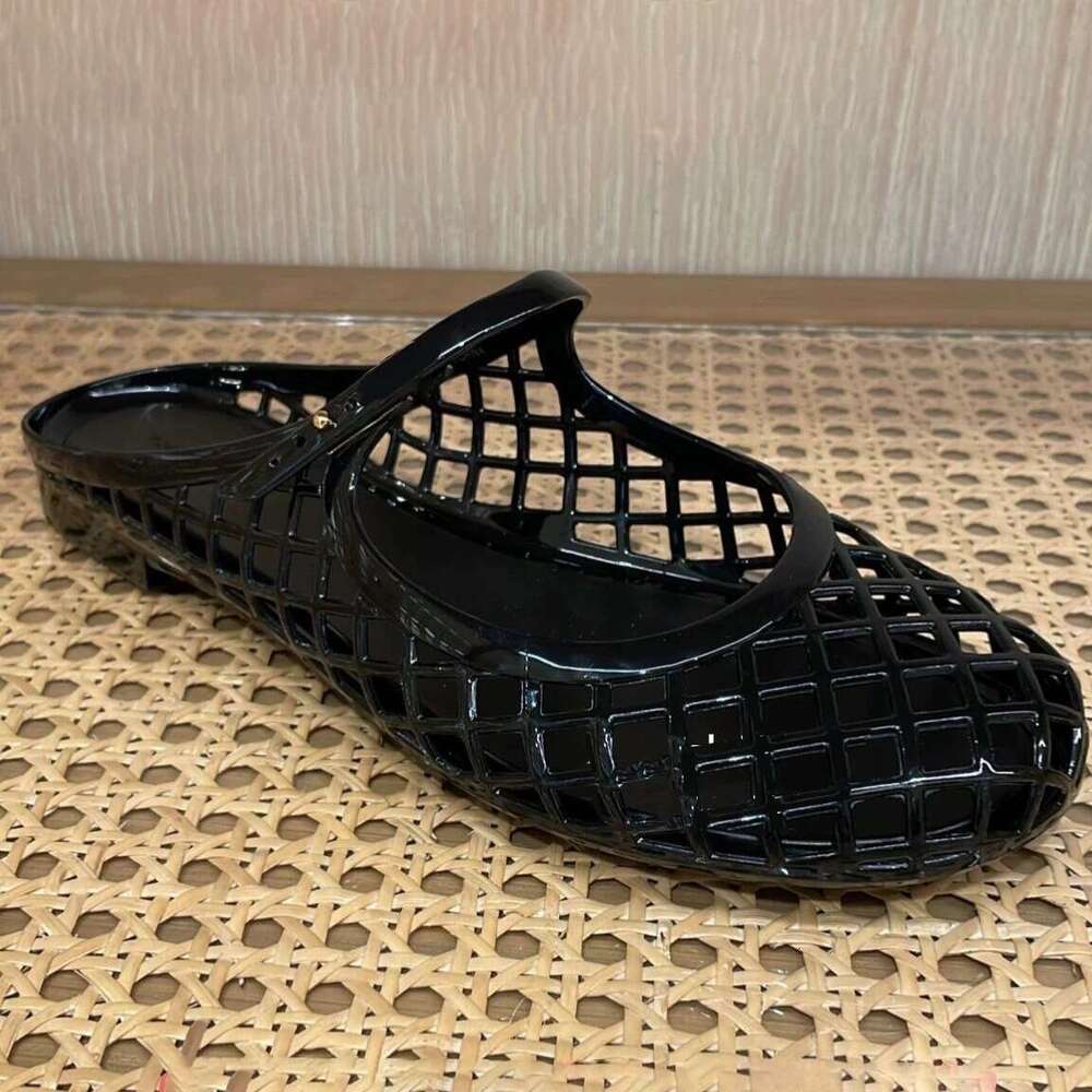 Cowhide Version ~ Korean Style Niche Hollow Out One-Strap Closed-Toe Half Slippers for Women Summer Outdoor 2025 Sandals