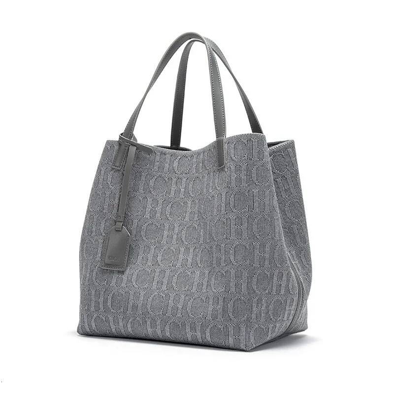 CH Shoulder Bag Fashion Classic New Pure Color Outer Pocket Ladies High Quality Craft Large Capacity Handbag