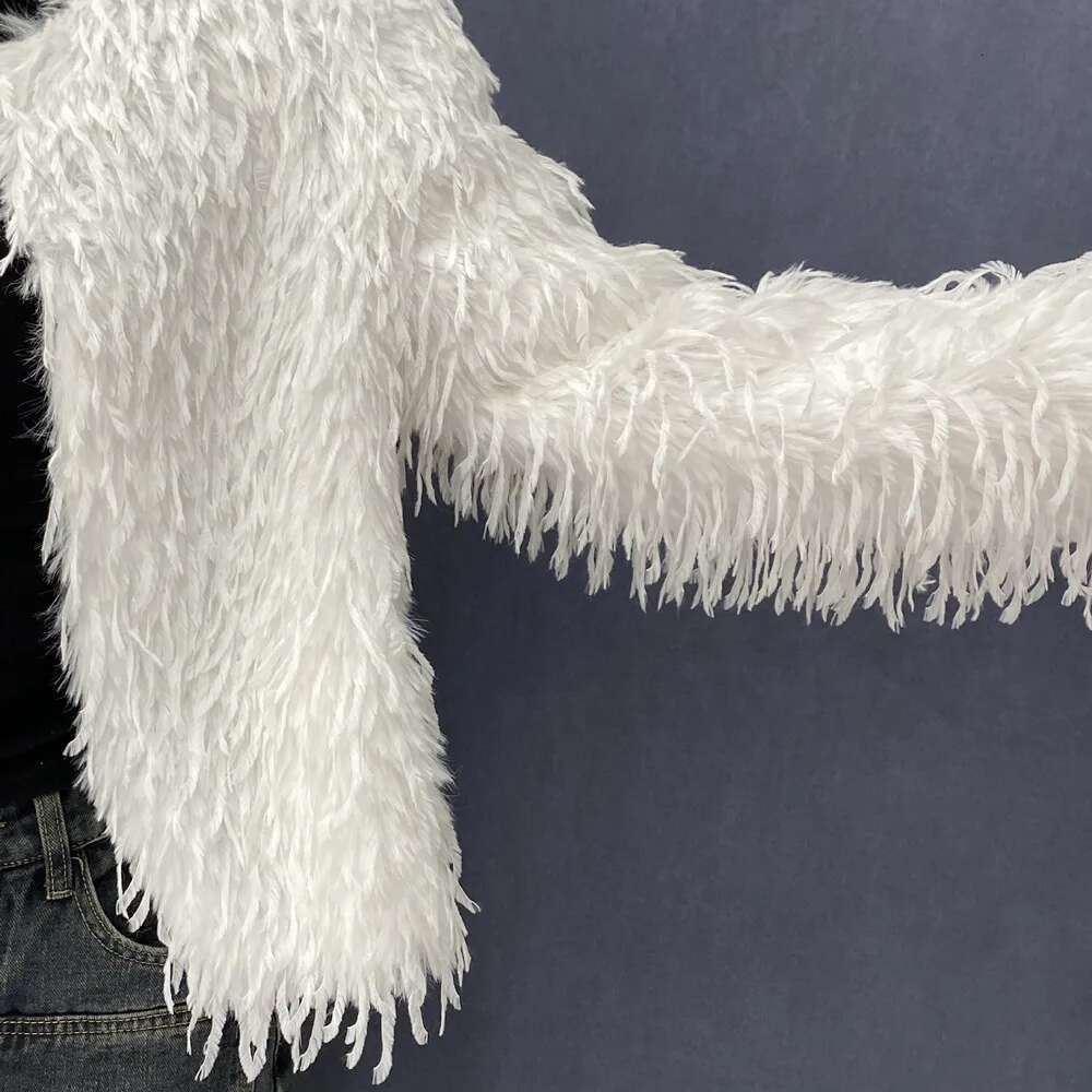 New 2024 Faux Fur Women High Quality Fashion Coat Short Jacket