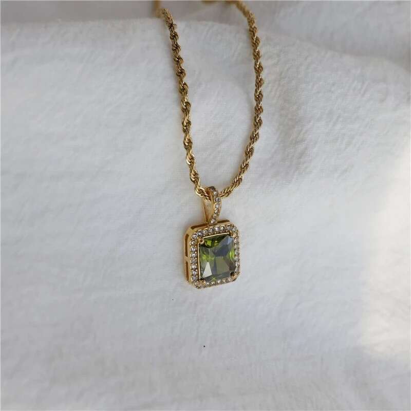 British Style Niche In Trend Zircon Encrusted Full Dia Square Twist Titanium Steel Chain