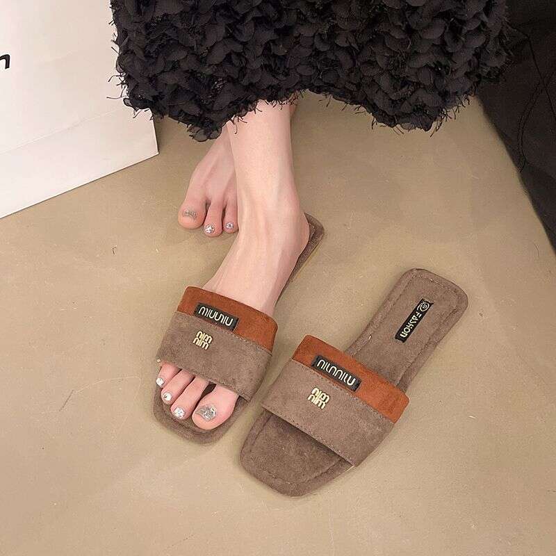 Designer Women's Slippers Plus Size Sandals Luxurious Women's Shoes Casual Flat Sandals Women's Spring And Autumn Outdoor Wear Non Slip