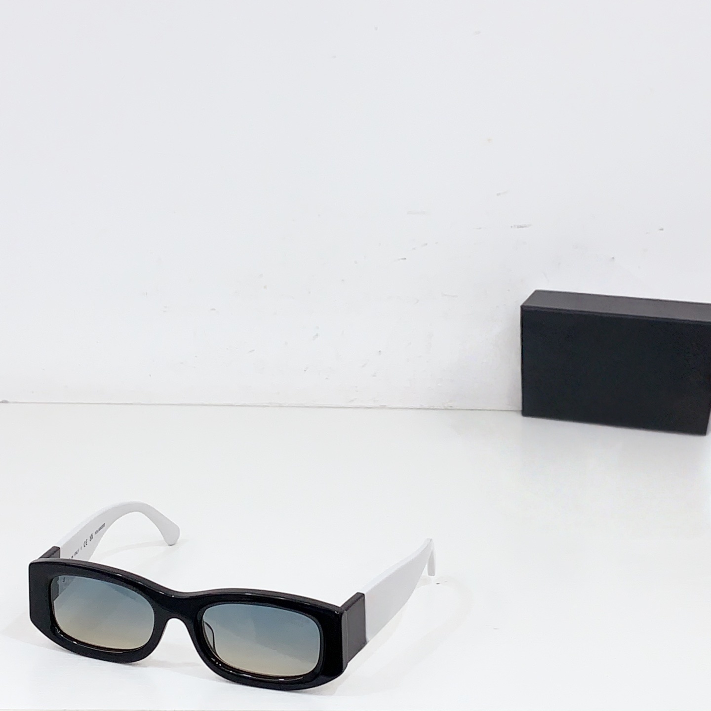 Sunglasses Fashion … - image