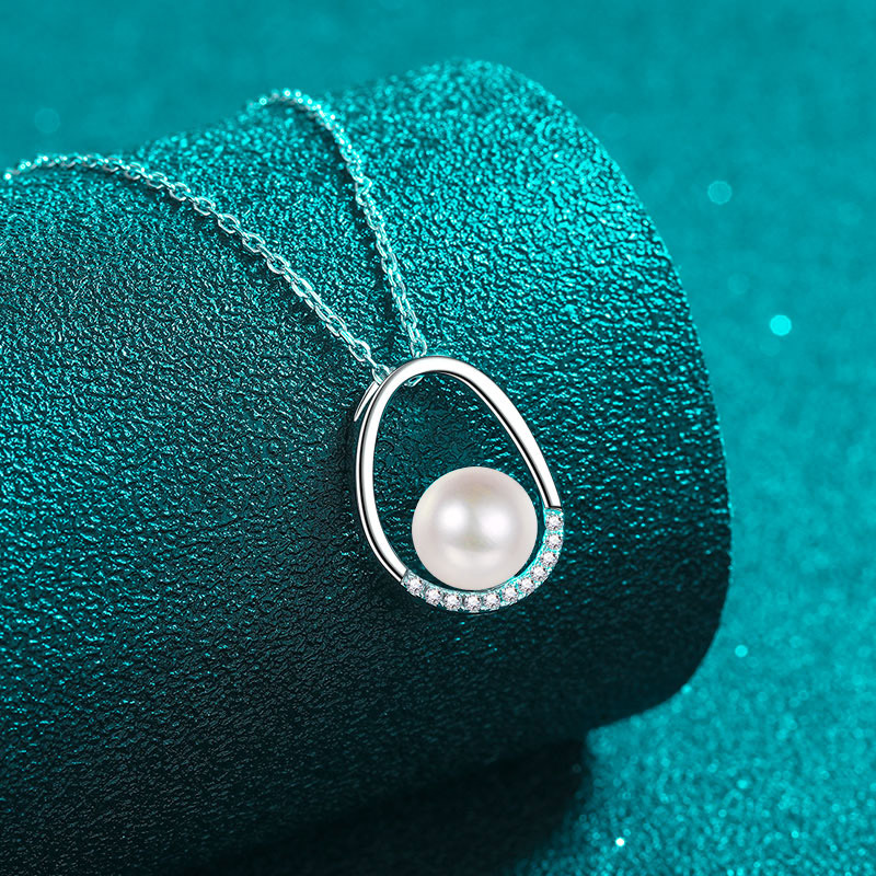 925 Sterling Silver Moissanite Oval Pearl Pendant Necklace Elegant Minimalist Daily Wear Collarbone Chain