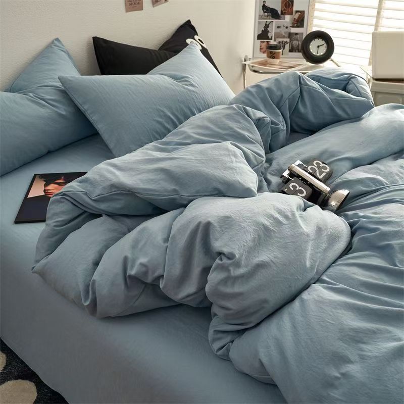 Cozy Winter Bedding Set with Wool Blend sheet and Fluffy Duvet Cover 110