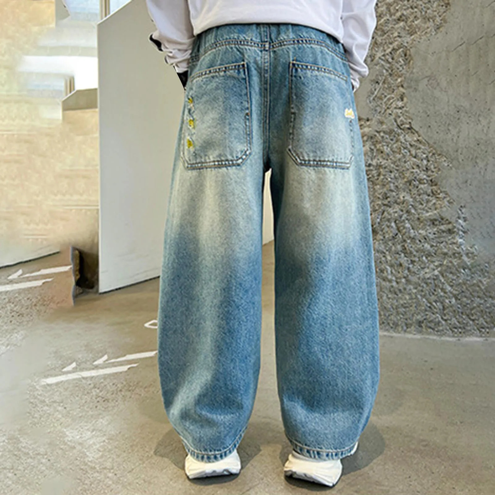 Boys Fleece Jacket Boys Jeans Spring And Summer Teenagers Fashionable Overalls Ripped Jeans Straight Leg Pant Baby 6 Month 250527