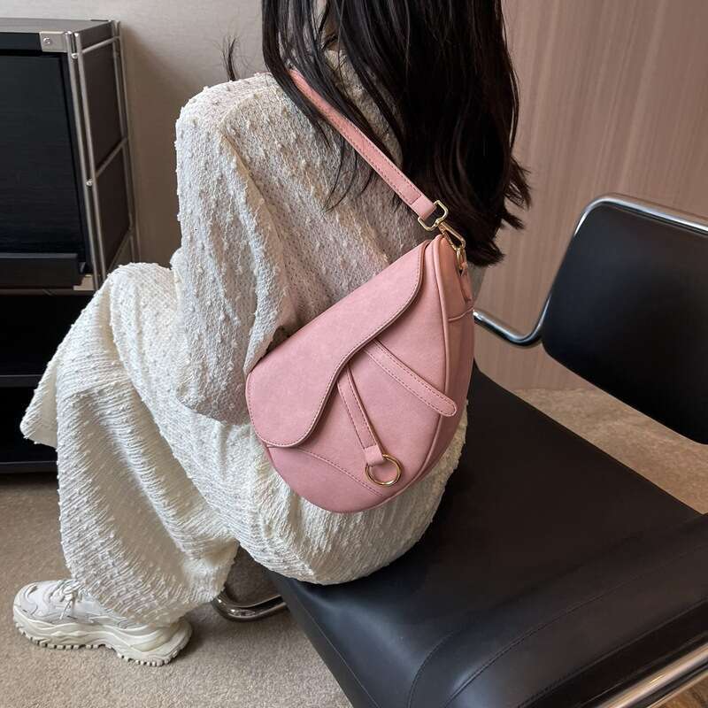 Trendy Small Bags for Women 2023 New Summer Fashionable Versatile Crossbody Shoulder Underarm Saddle Bag