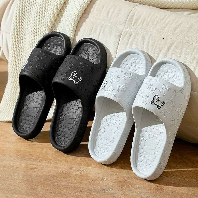 New Soft Slippers Summer Indoor Home Couple Cartoon Soft Bottom Home Bathroom Non Slip Slippers Male Designer Sandals