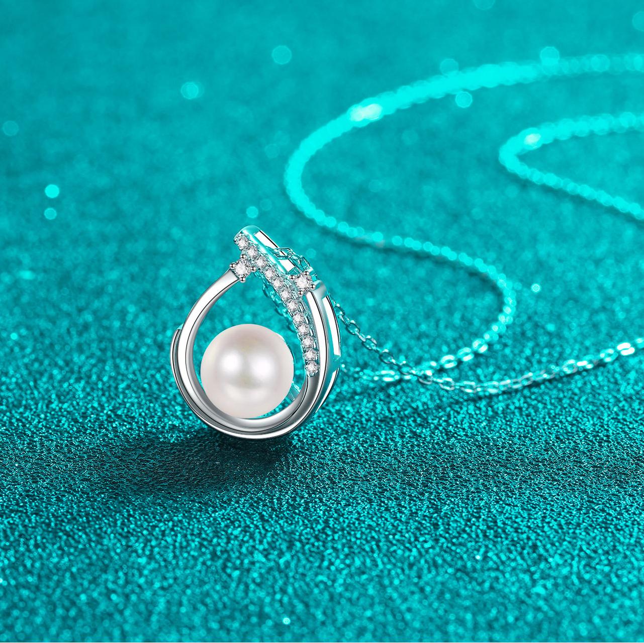S925 Sterling Silver Moissanite Round Pearl Clavicle Necklace Minimalist Elegant Fashion Commuter High-End Design for Women